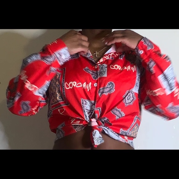 Versatile collared Top - Picture 1 of 1